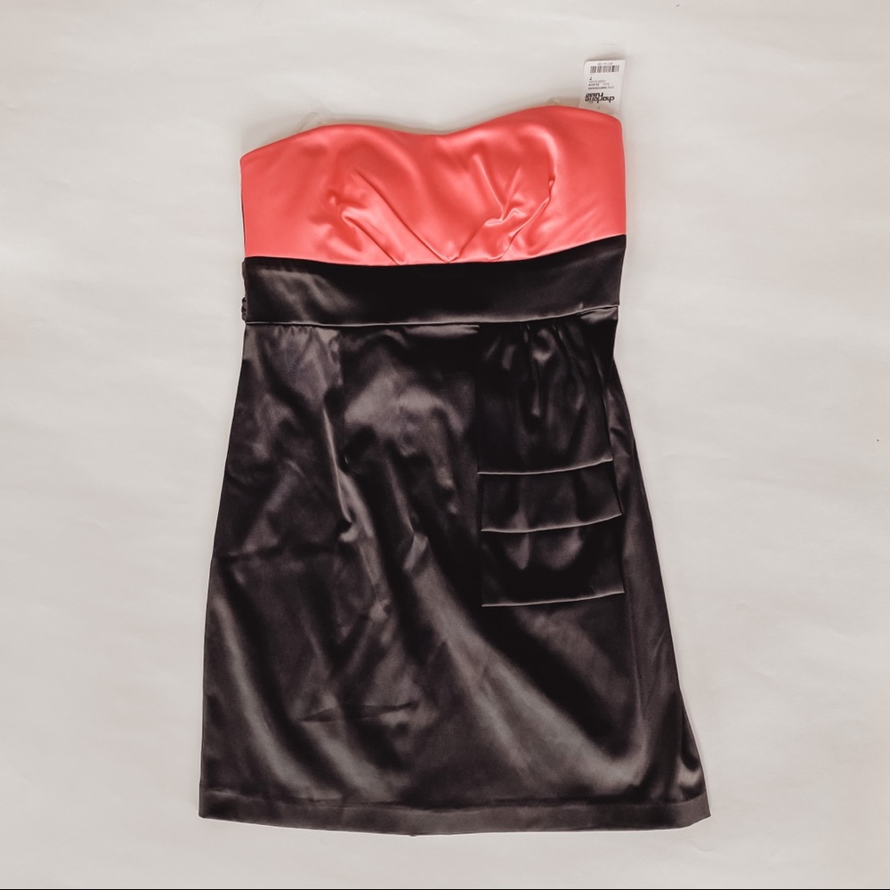 NWT Satin Strapless Cocktail Dress
